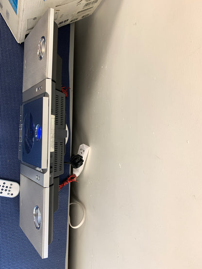 Philips MC-235 Micro System - CD Radio and AUX - Speakers - Remote - Box