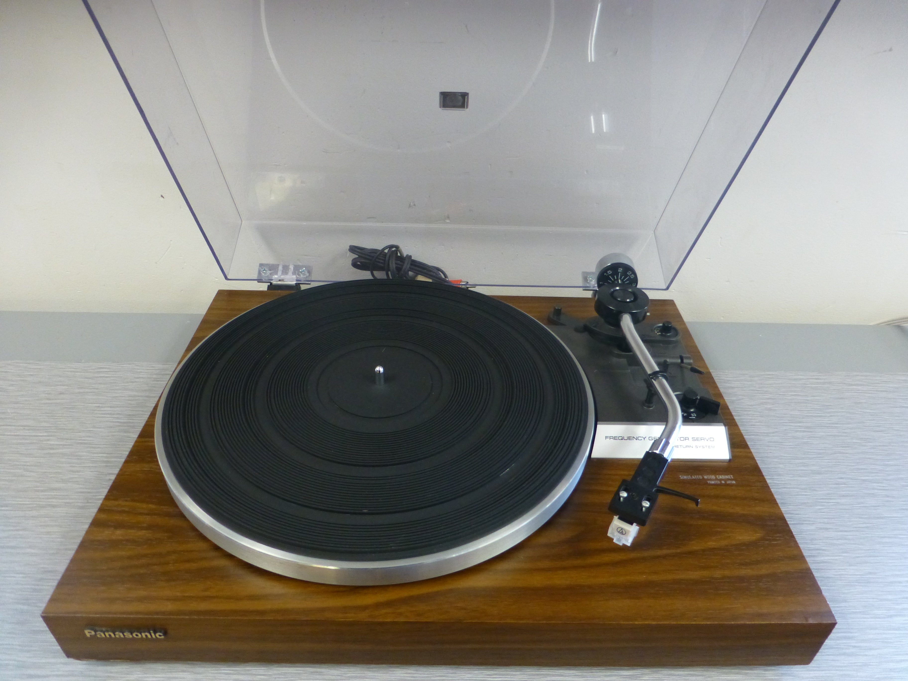 Panasonic RD-3500 Belt Drive Turntable * NEW Audio Technica AT3600