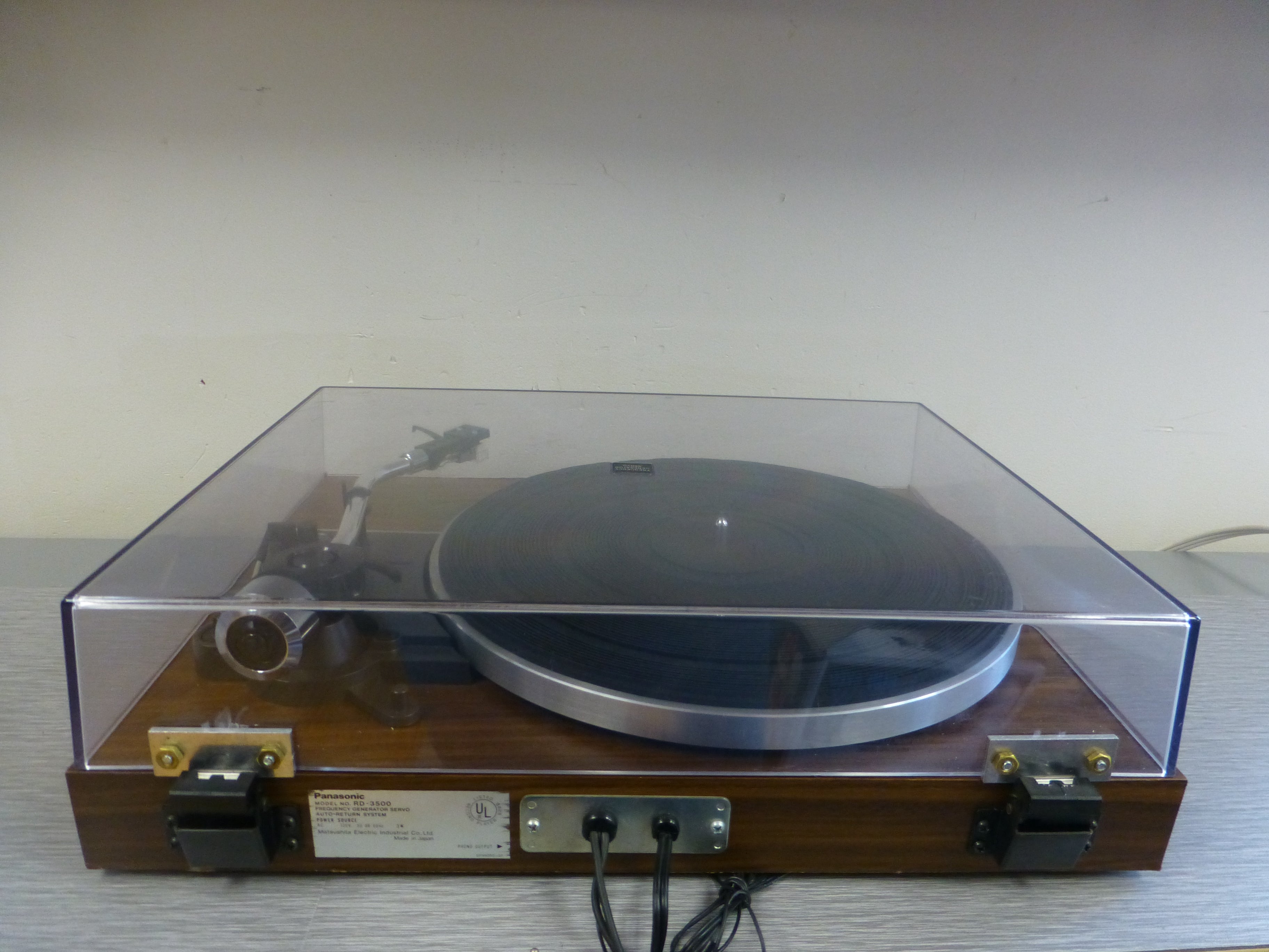 Panasonic RD-3500 Belt Drive Turntable * NEW Audio Technica AT3600