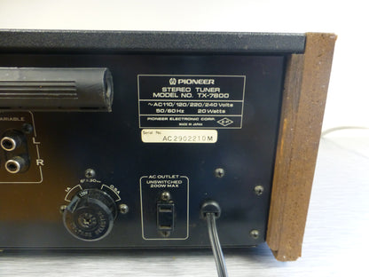 Pioneer TX-7800  AM/FM Stereo Tuner (1979-81)