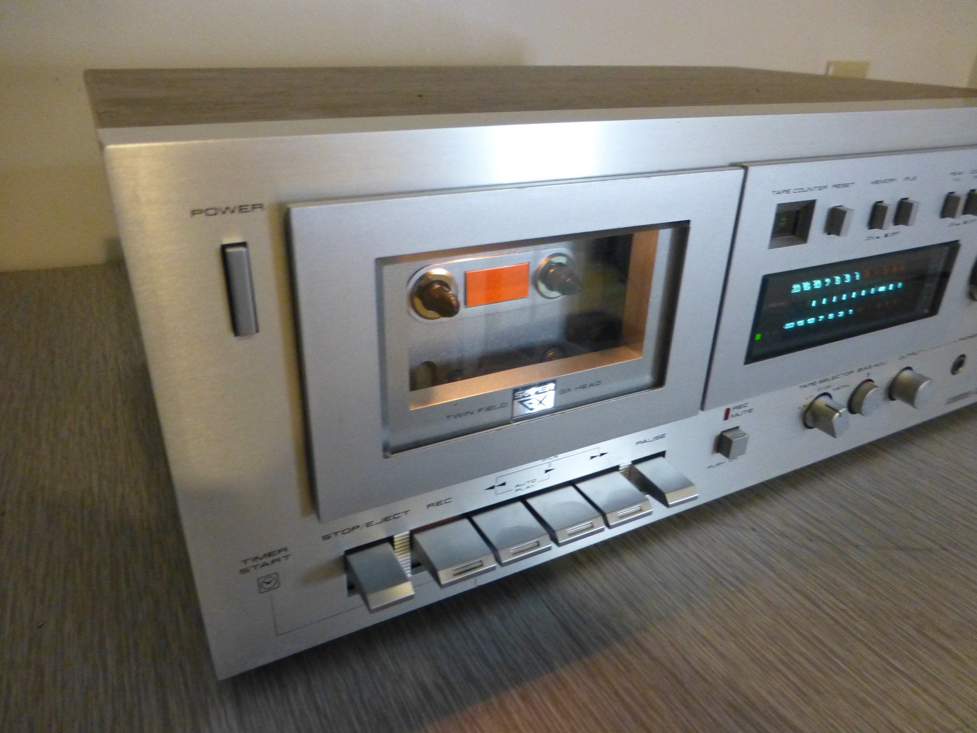 A&D (Akai) GX-Z7100LTD Hi-End 3 Heads DD Audiophile Cassette Deck (Rare A&D (Akai) GX-Z7100LTD Hi-End 3 Heads DD Audiophile Cassette Deck (Rare