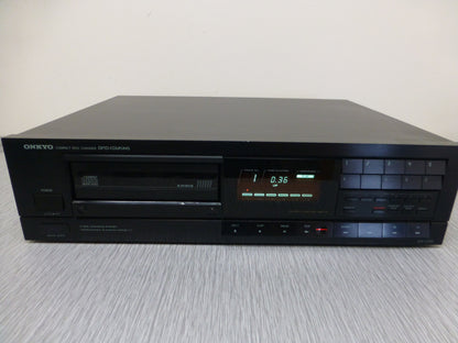 Onkyo DX-C600  Compact Disc Changer * 6 Disc Cartridge * 2 Cartridges