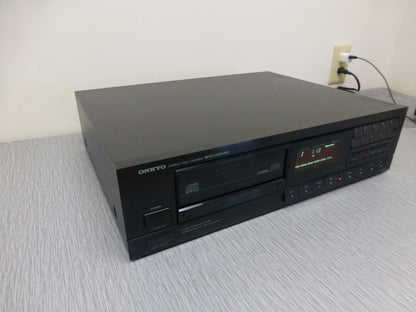 Onkyo DX-C600  Compact Disc Changer * 6 Disc Cartridge * 2 Cartridges