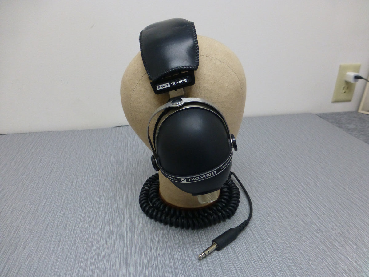 Pioneer SE-405 Stereo Headphones – The Turntable Store