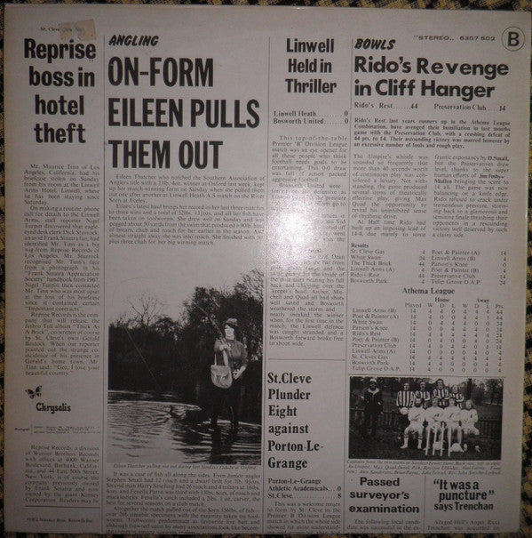 Jethro Tull : Thick As A Brick (LP, Album, RE)