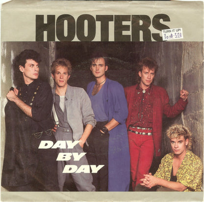 The Hooters : Day By Day (7", Single, Styrene, Pit)