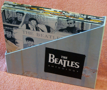 The Beatles : Anthology (8xLaserdisc, 12", NTSC + Box)